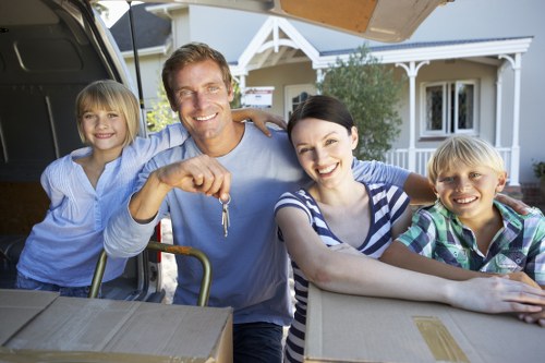 Moving truck and boxes for house removals in France
