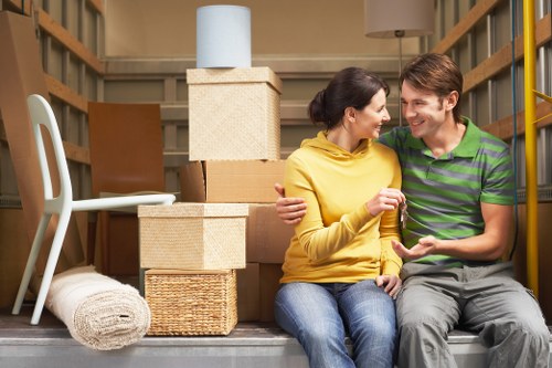 Secure storage and transport services for moving in France